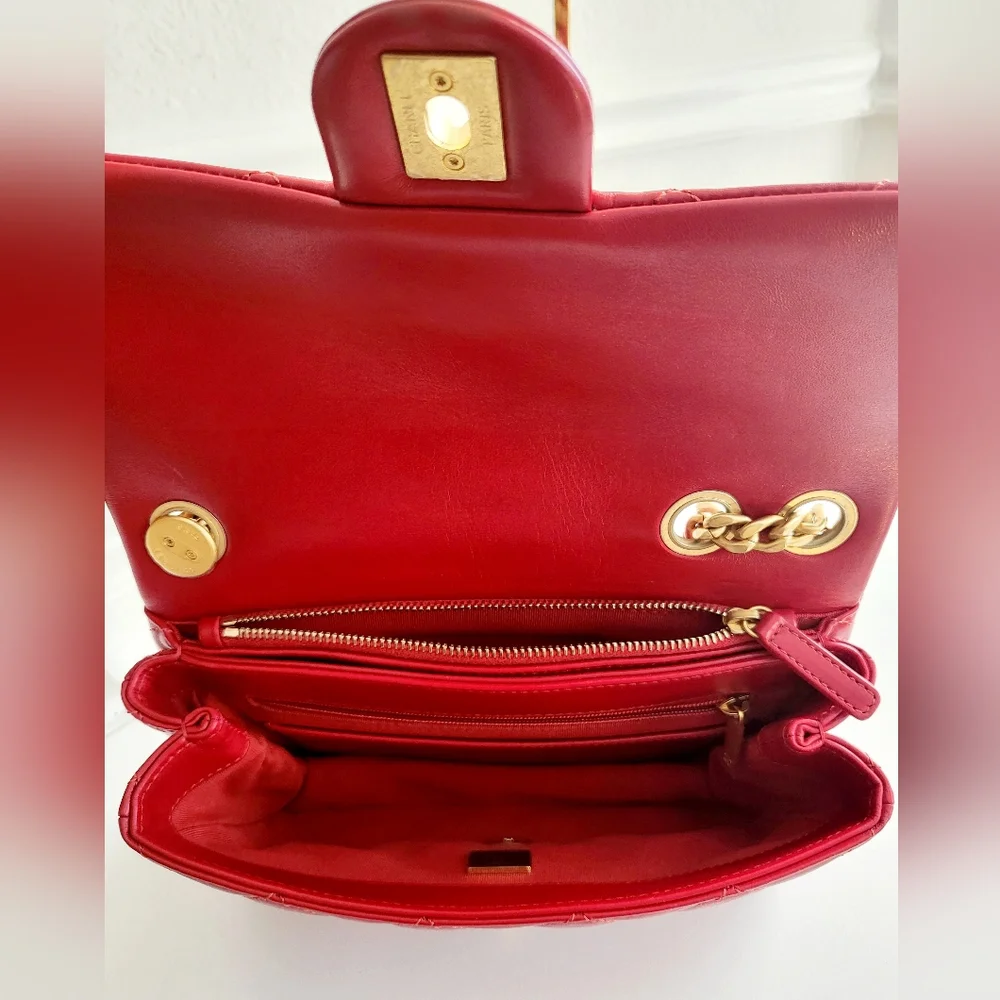 New With Tags Chanel Red Quilted Limited Edition Small Flap Bag - Microchipped - Picture 6 of 16